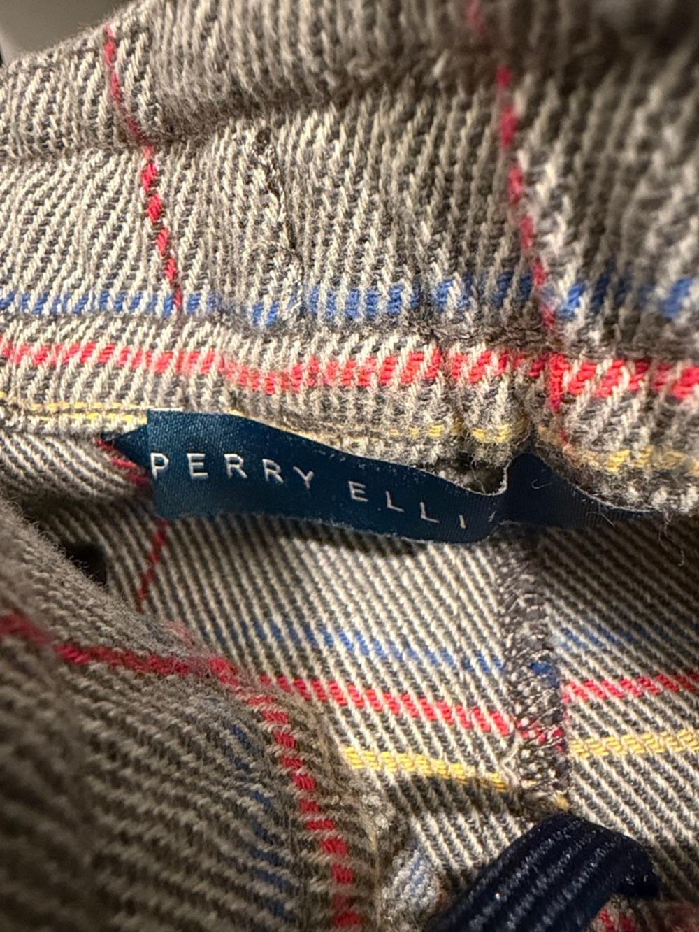 Perry Ellis Gray Plaid Chinos 34w 32L